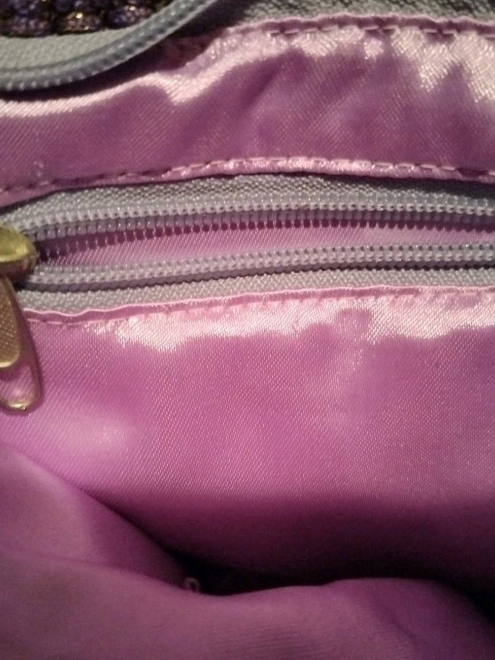 Handcrafted Purple Ruffled Crochet Handbag Gold Threading & Hardware - Picture 6 of 8